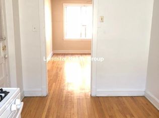 2348 W Touhy Ave APT 1H, Chicago, IL 60645