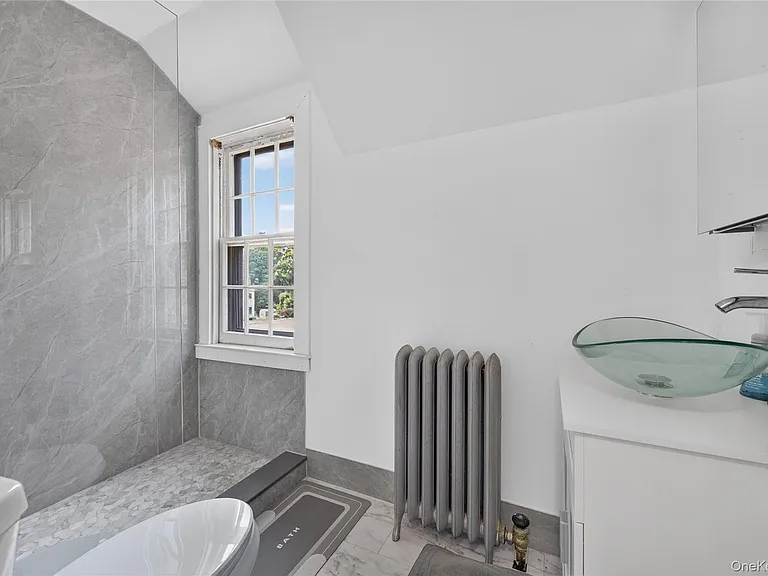 5 Kohlsaat Ct — Photo 18