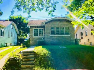 2445 N 57th St, Milwaukee, WI