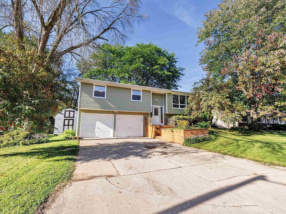 1st image of 1565 Sherwood Dr