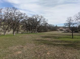 22580 Rio Robles Dr, Red Bluff, CA 96080
