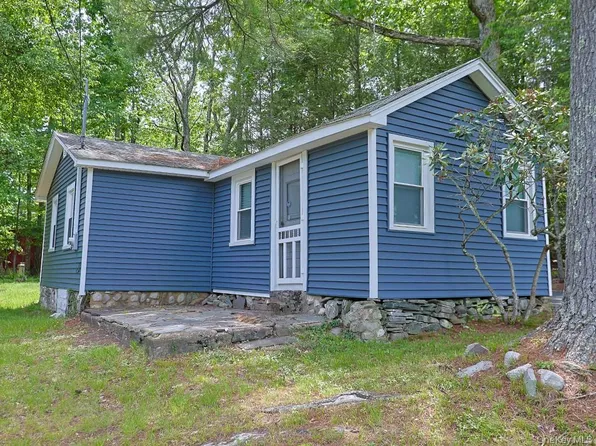 4 Spruce Street E, Wurtsboro, NY 12790