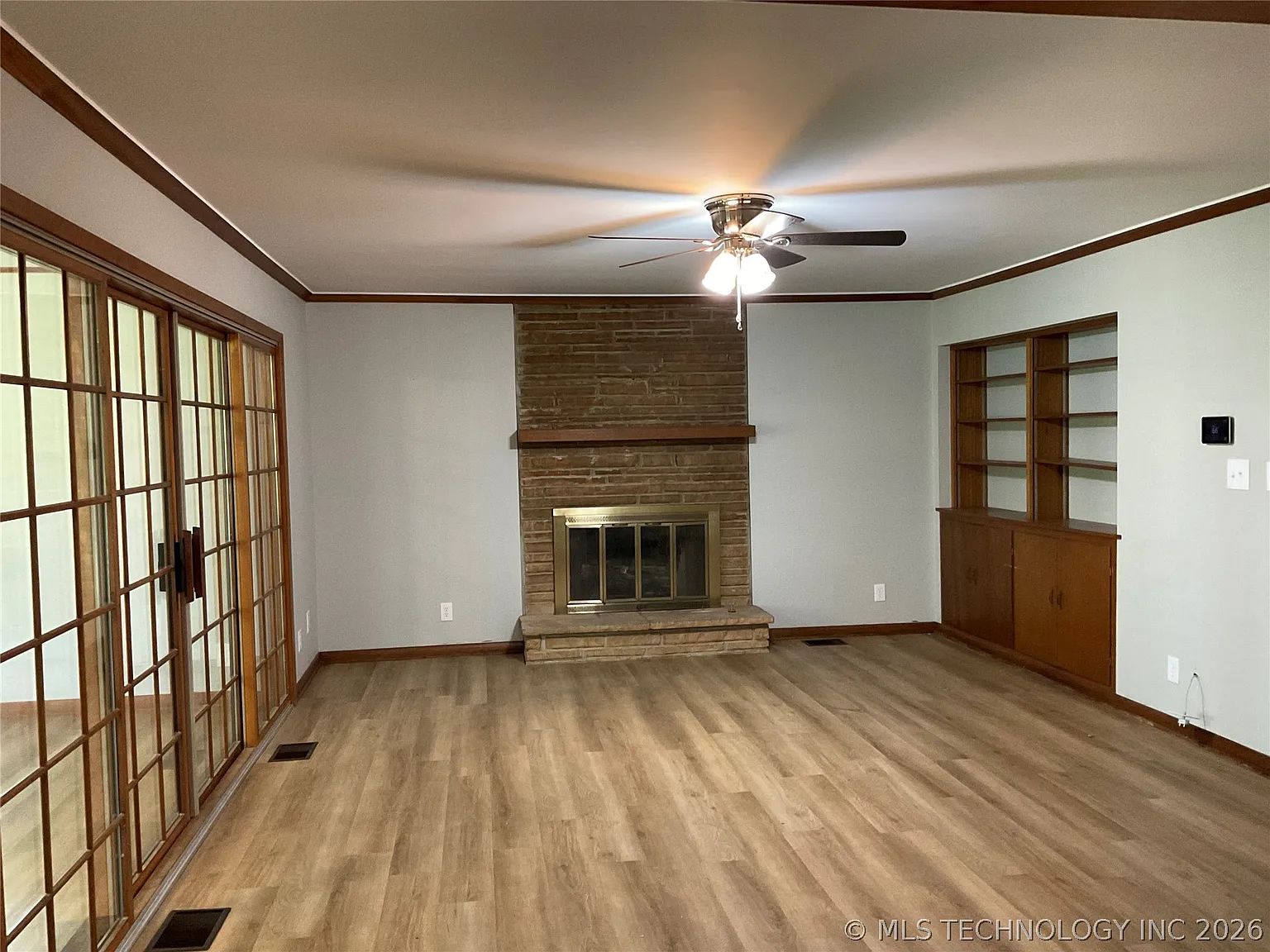 3 bed, 2.0 bath, 1714 sqft, $1,600 — Photo 3