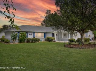 7021 Nebula St, Weeki Wachee, FL 34613