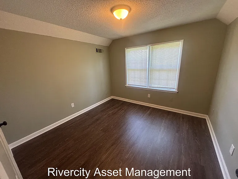4942 Foxhall Dr — Photo 15