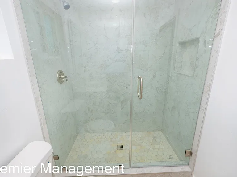 605-609 Prescott Ave — Photo 20