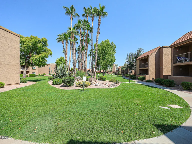 8250 E Arabian Trl #113 — Photo 3