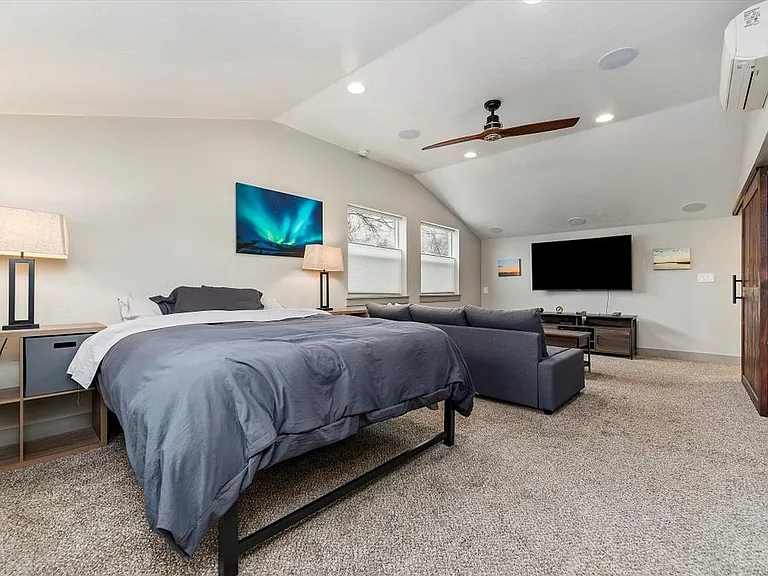 598 S Cotterell Dr — Photo 23