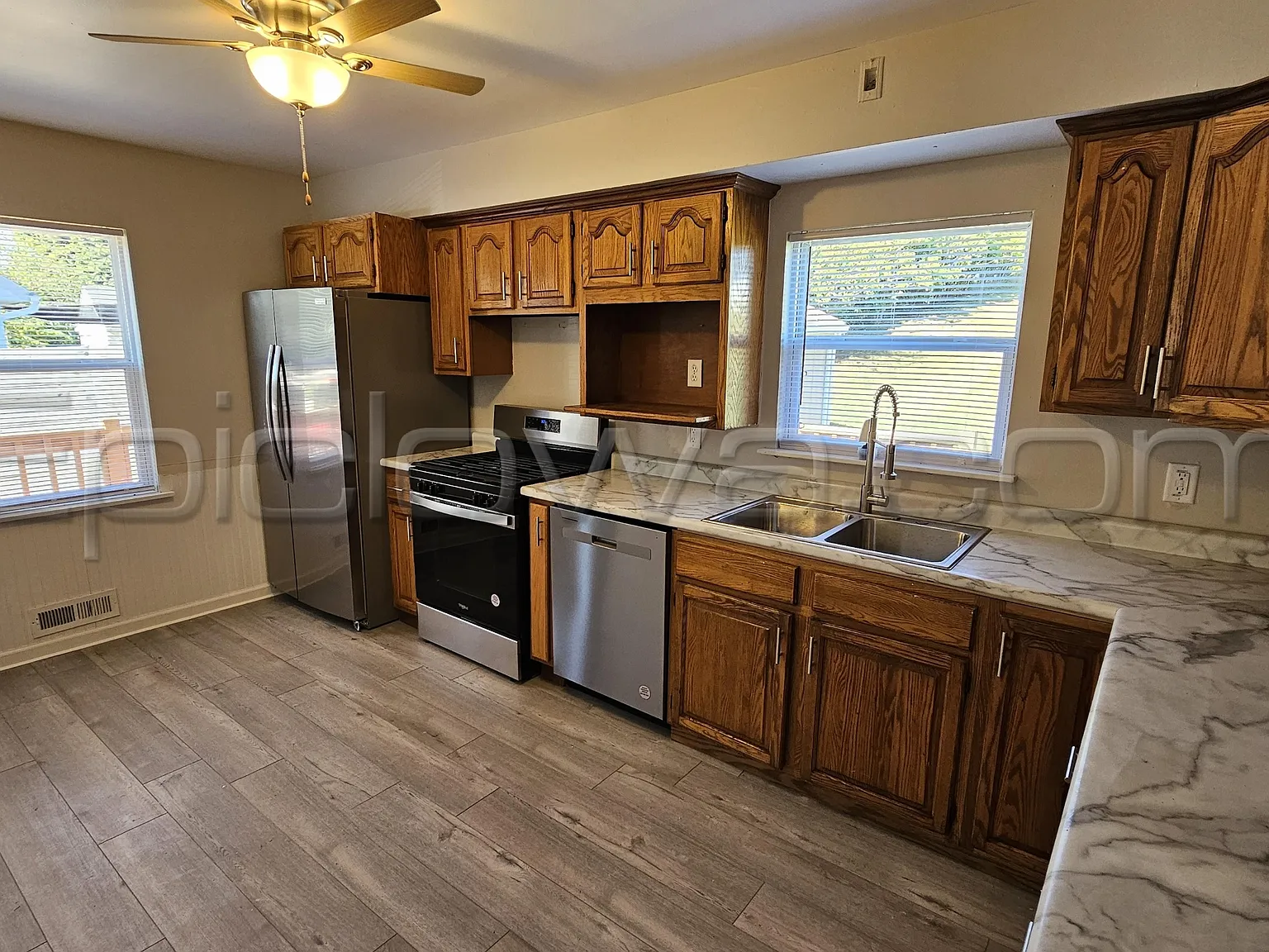 130 Outlook Drive SW - 1 — Photo 2