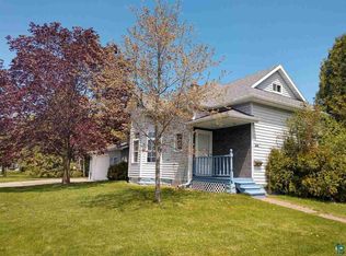 201 8th St E, Ashland, WI 54806