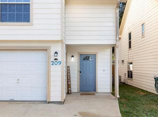 207 Foster St, Tomball, TX 77375