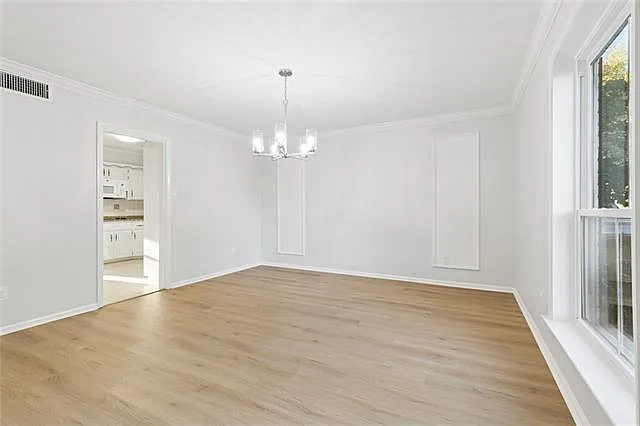 4 bed, 2.5 bath, 3396 sqft, $3,500 — Photo 4