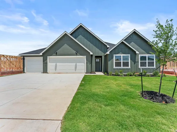 168 Teal St, Fredericksburg, TX 78624