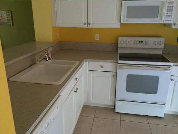 2nd image of 709 NW 42nd Ave