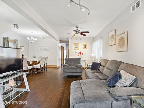 3rd image of 4709 W Berenice Ave