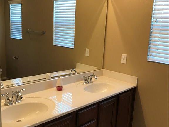 3rd image of 7044 Weavers Pl
