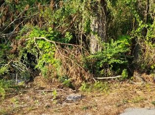 124 Avery Rd, Hubert, NC 28539