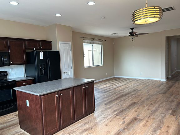 5th image of 1675 E Palo Verde Dr