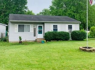 6749 Lewis Dr, Grove City, OH 43123