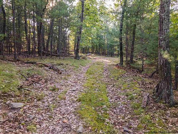 4th image of Old Echo Hill Rd