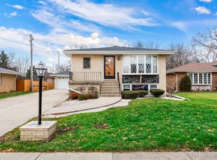 1063 S Center St, Bensenville, IL 60106