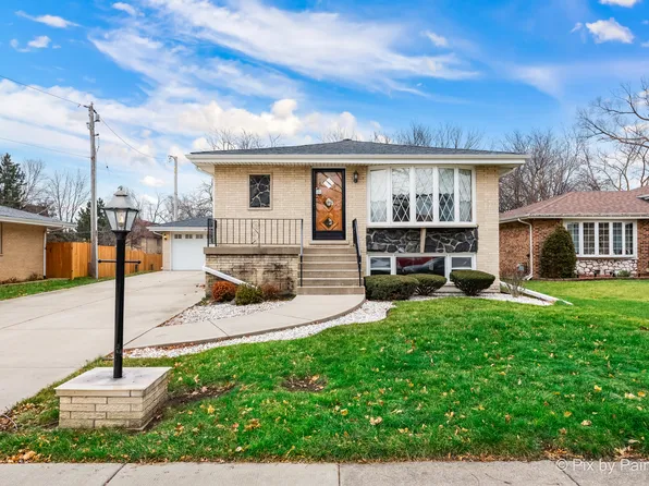 1063 S Center St, Bensenville, IL 60106
