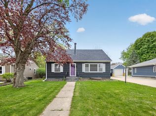 1211 9th Ave NW, Rochester, MN 55901