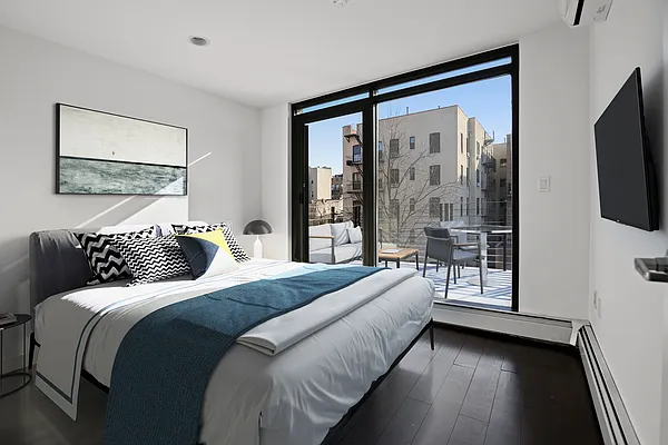 Sold by Compass | media 4