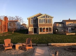 3475 Oak Knoll Dr, Brighton, MI