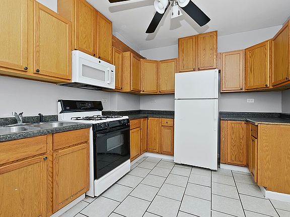 4th image of 6155 S Albany Ave #3036-B