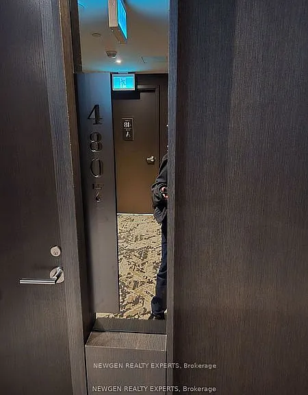 11 Yorkville Ave #4807 — Photo 5