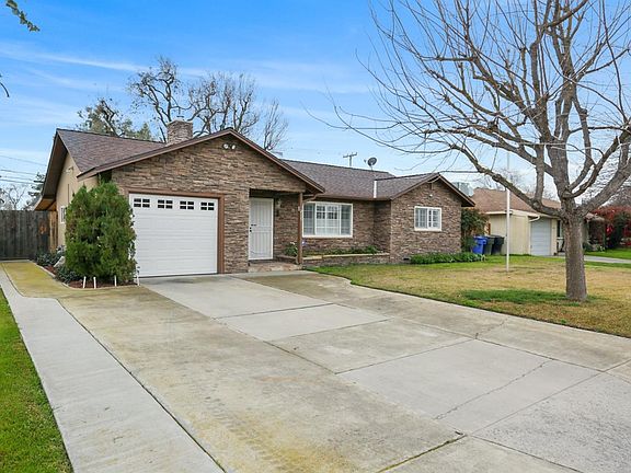 3rd image of 217 E Terrace Dr