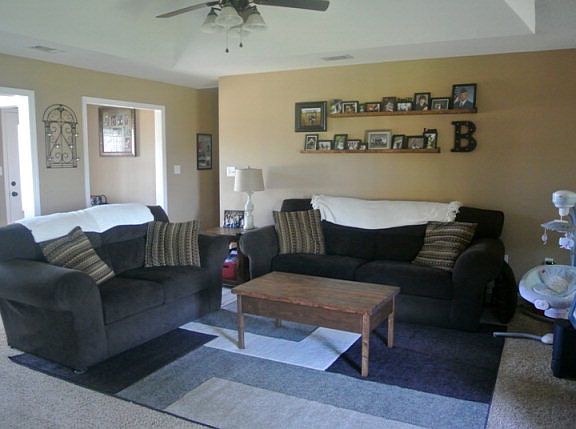 3rd image of 4860 Stonewall Cir