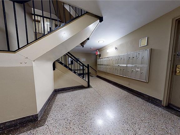 4th image of 2821 Kings Hwy APT 1L