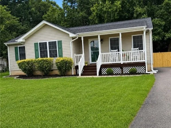 5725 Fox Hunt Trl, South Chesterfield, VA 23803