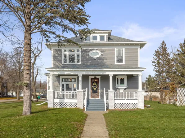 215 3rd St SE, Cokato, MN 55321