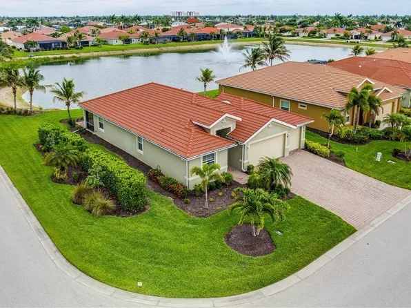 3036 Sunset Pointe Cir, Cape Coral, FL 33914