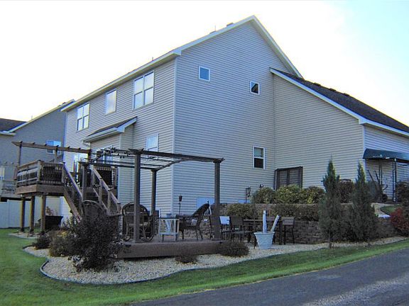 4th image of 338 2nd Ave NE