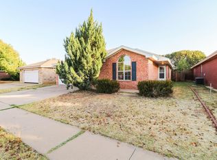6215 6th St, Lubbock, TX 79416