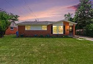 350 Hollywood Dr