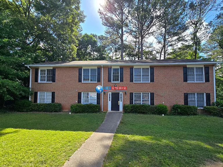493 Stone Mountain St #11 — Photo 1