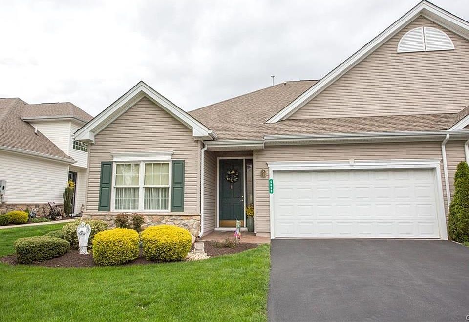 1st image of 5069 Saw Grass Dr