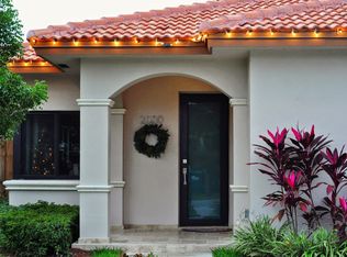 395 W 42nd St, Hialeah, FL 33012