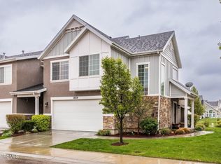 1879 W Trail Heights Dr, Riverton, UT 84065