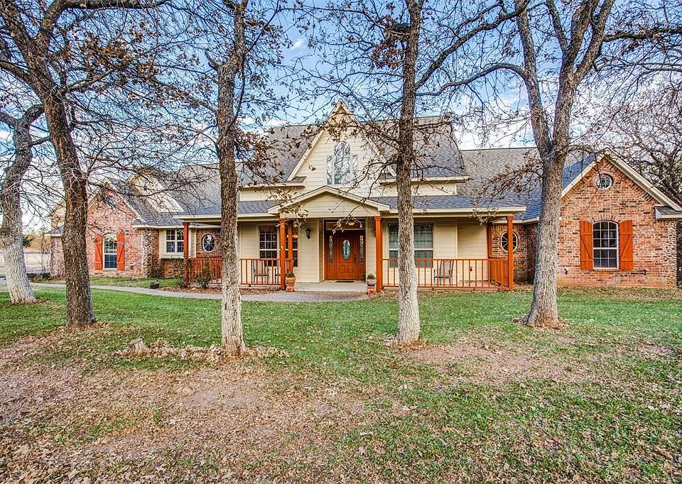1st image of 664 E Canyon Creek Ln