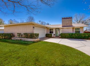 911 Meadow View Dr, Richardson, TX 75080