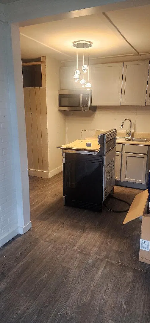 1 bed, 750 sqft, $850 — Photo 2