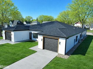 328 Fox Dr, Sac City, IA 50583