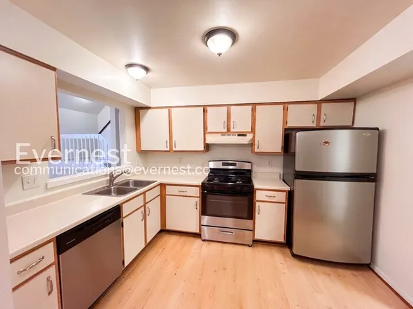 128 Sharps Rd, Williamsburg, VA 23188