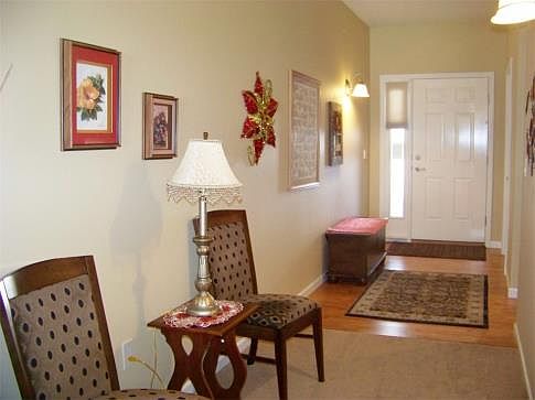4th image of 412 N Shore Dr Unit B